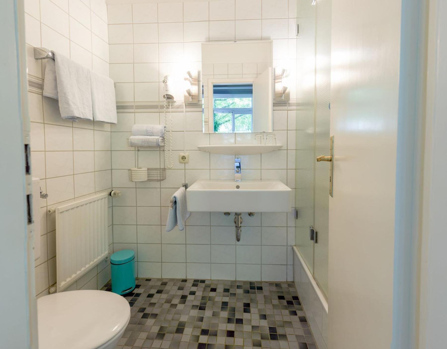 Pension Am Sueltebrunnen Bad Oeynhausen Bagian luar foto