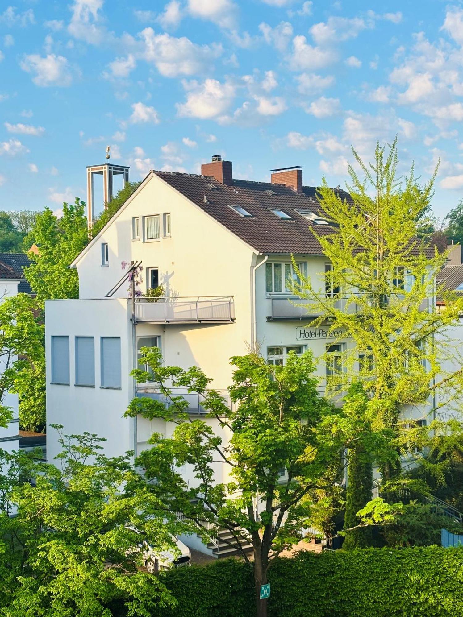 Pension Am Sueltebrunnen Bad Oeynhausen Bagian luar foto